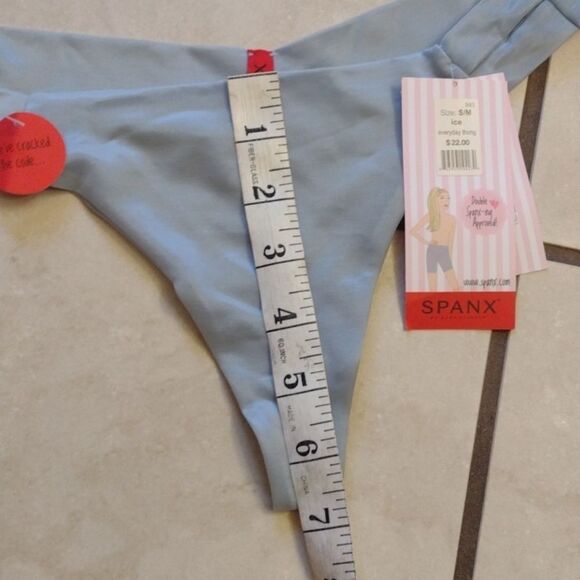 NWT Lot of 2 SPANX underwear hipster and thong in gloss pink Ice Blue size S - Picture 6 of 12